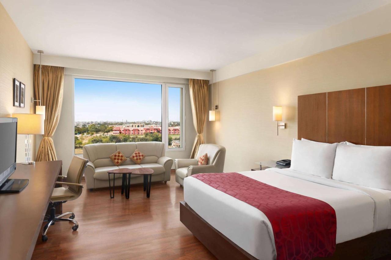 فندق Ramada By Wyndham Jaipur North المظهر الخارجي الصورة