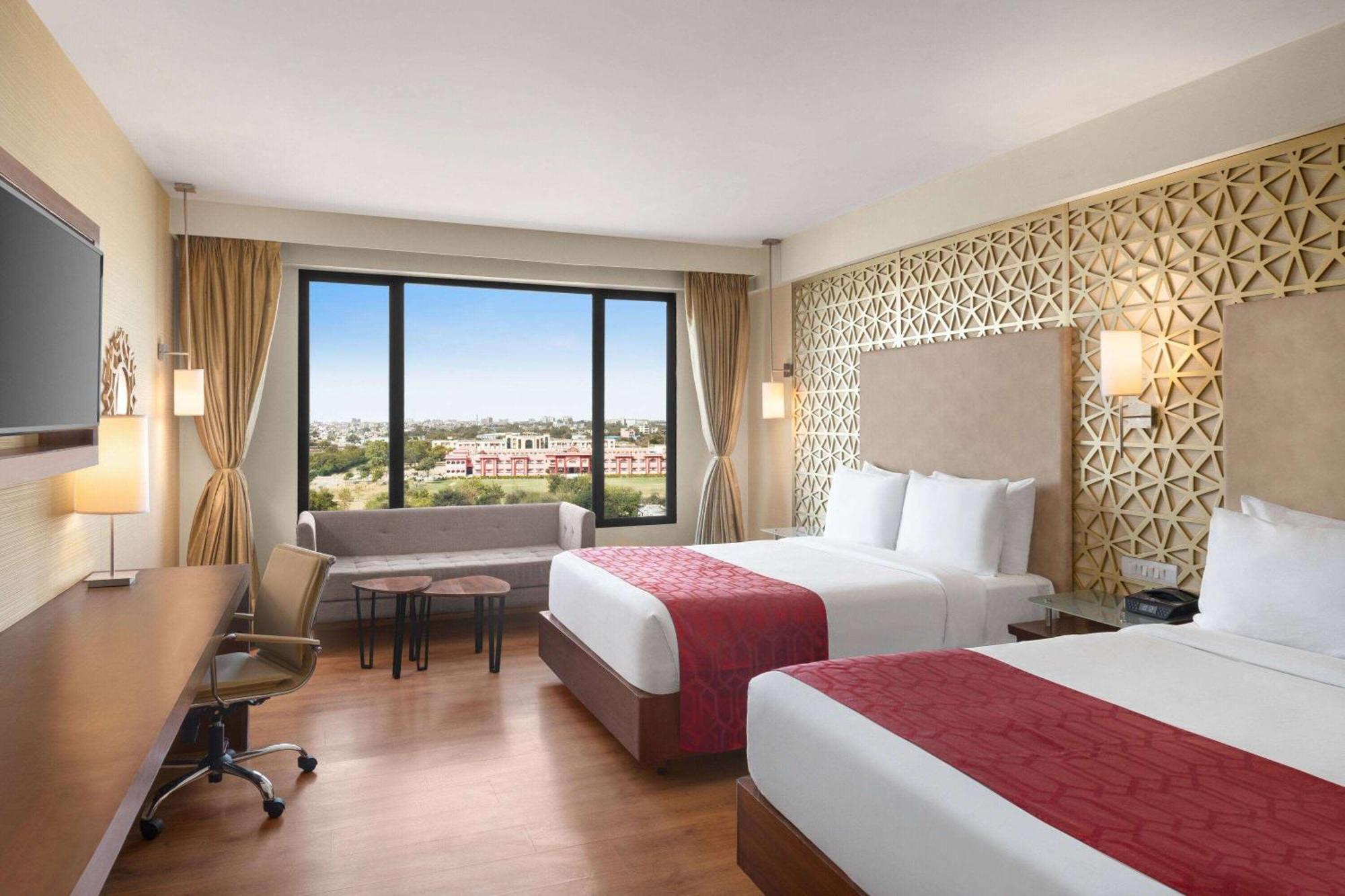فندق Ramada By Wyndham Jaipur North المظهر الخارجي الصورة